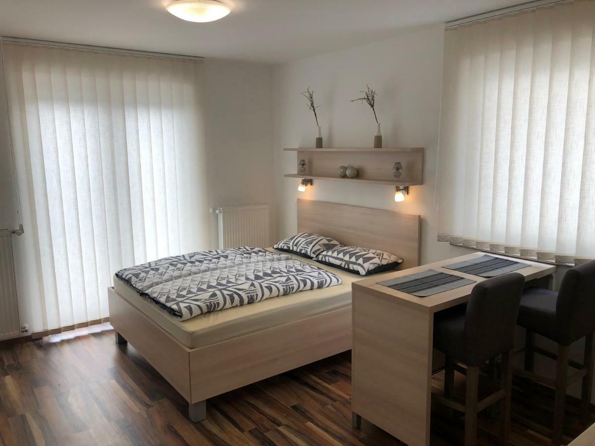 Apartmaji Dolgi Most Apartment *